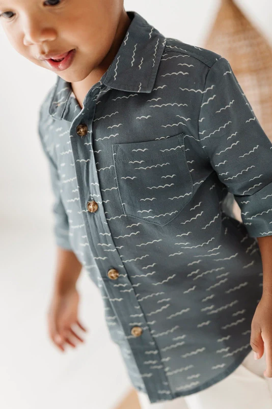 BOYS WAVES BUTTON UP SHIRT - Image 3