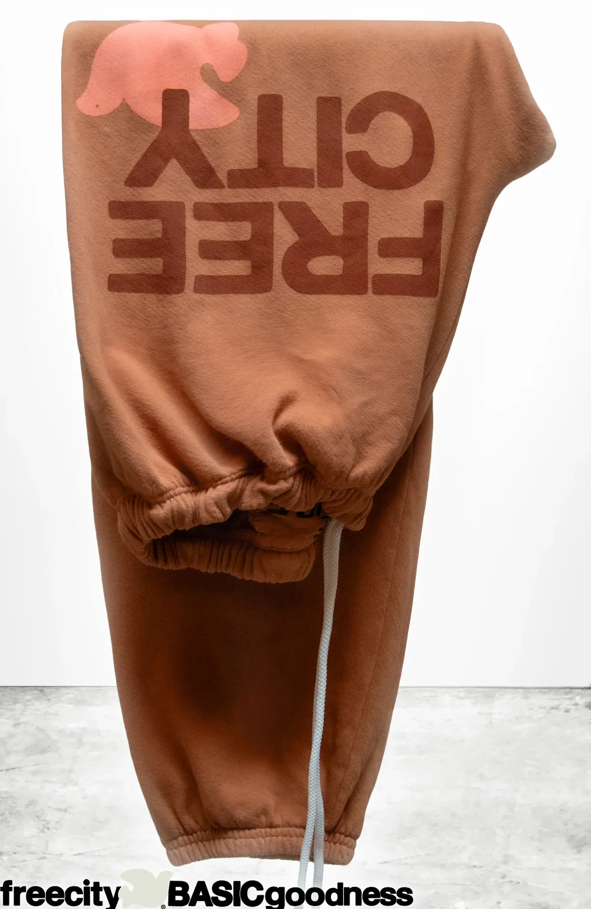 FREECITY LARGE SWEATPANT - TONER