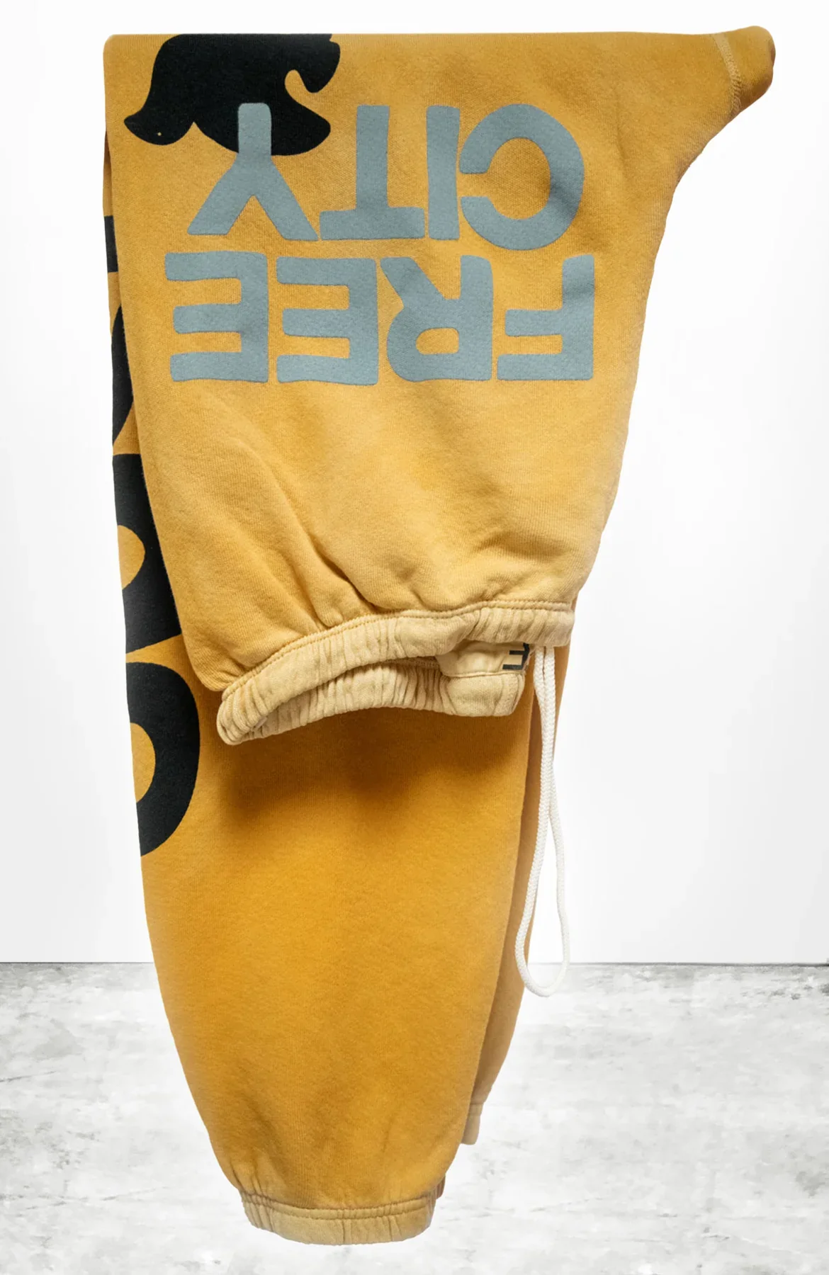 FREECITY LETSGO OG SUPERVINTAGE SWEATPANT- GOLDEN PLANT