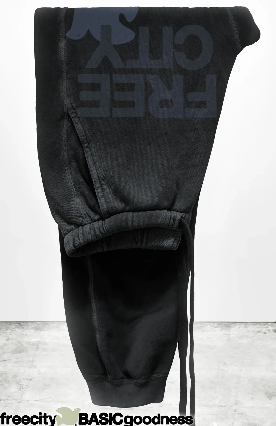FREECITYLARGE SUNFADES POCKET SWEATPANT - MOONSHADOW POWDER